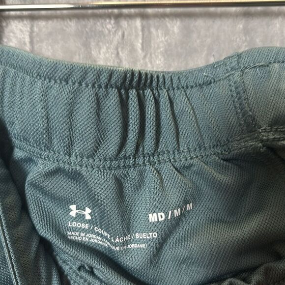 Under Armour Green Blue Running Shorts Elastic Logo Waist Size Medium - Picture 5 of 6